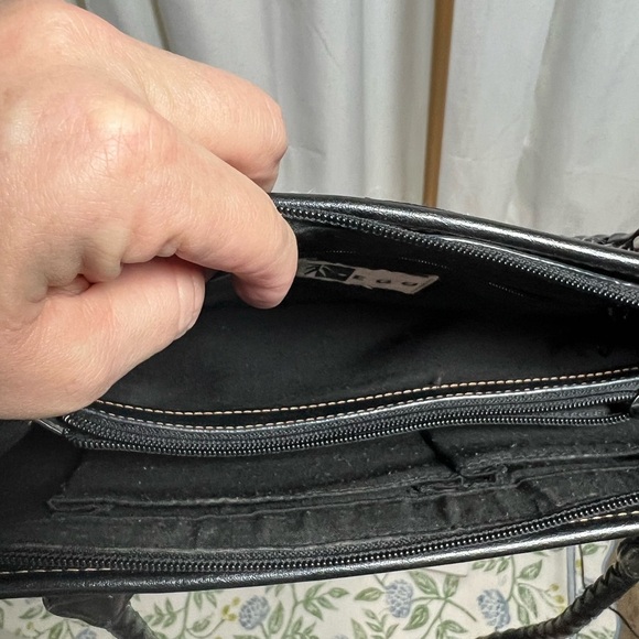 EGO Black and Reddish Orange Two-Tone Leather Shoulder Bag - Picture 5 of 5